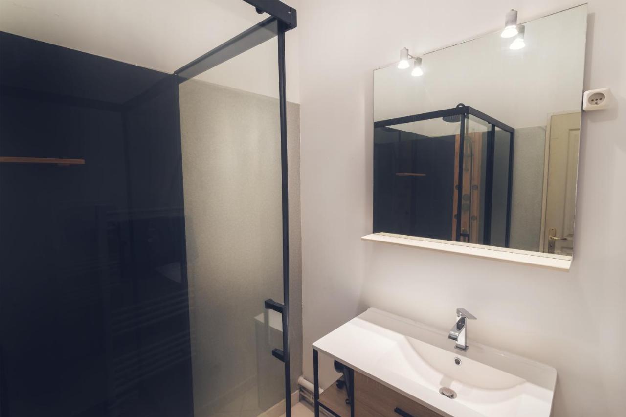 Appartement Tout Equipe Pour 6 Personnes A 15Min Des Plages Beziers Bagian luar foto