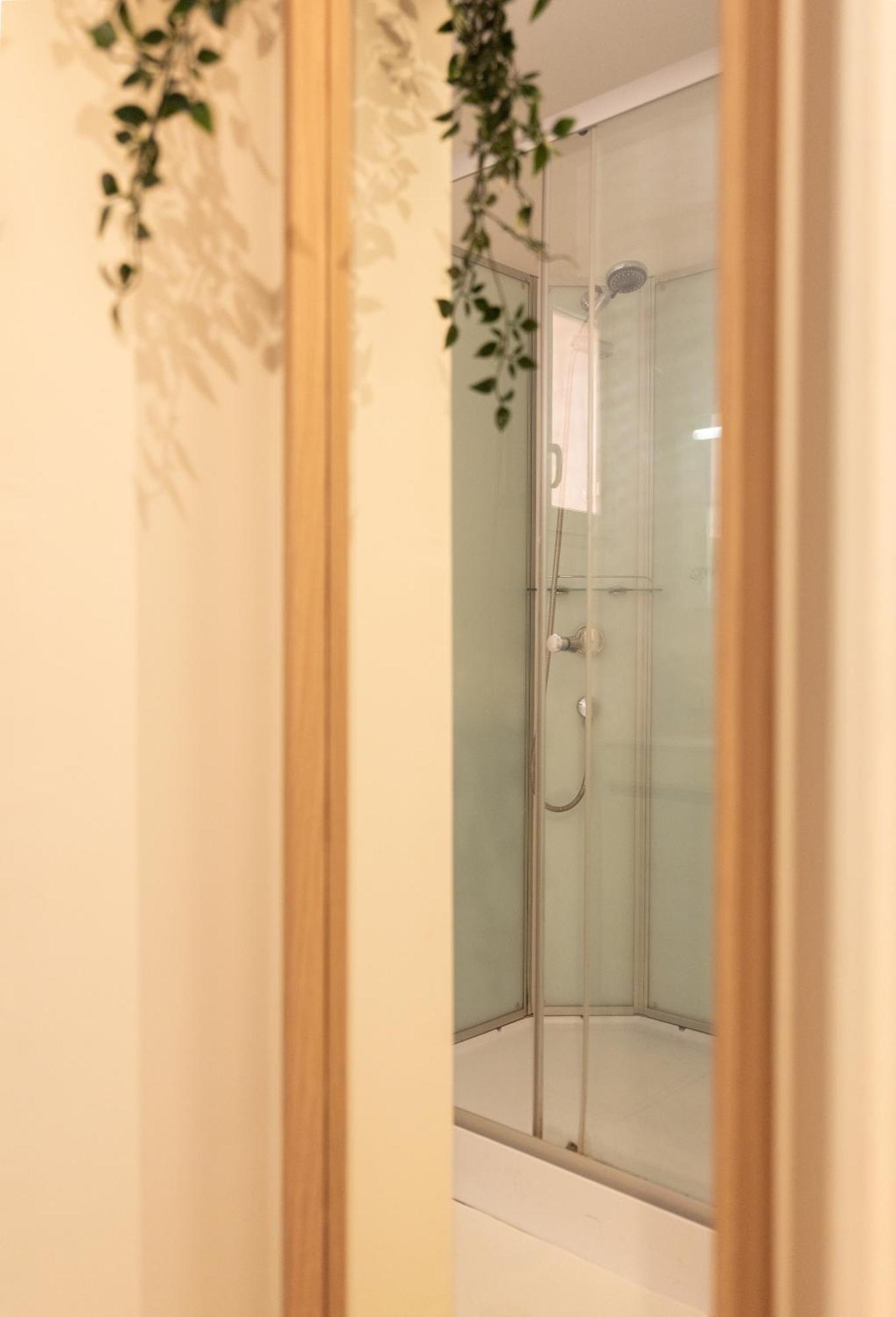 Appartement Tout Equipe Pour 6 Personnes A 15Min Des Plages Beziers Bagian luar foto